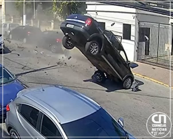 Caminhonete ‘voa’ em rua de SP e acerta 10 carros; veja o vídeo