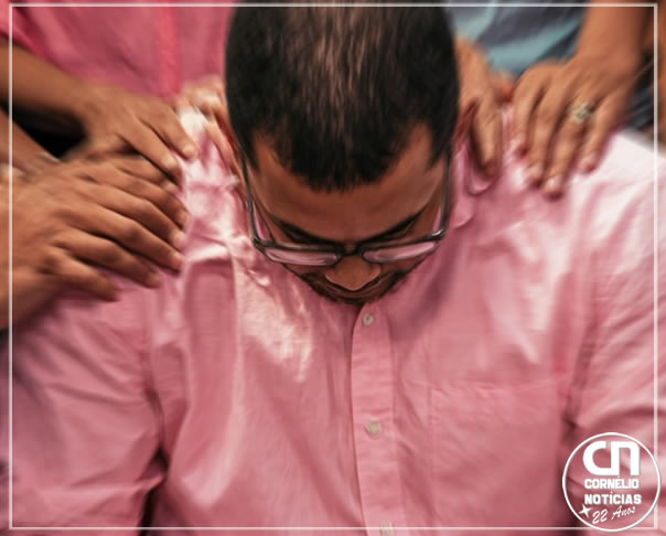 Homem perde R$ 4 mil ao cair em golpe de falsos religiosos no Paraná