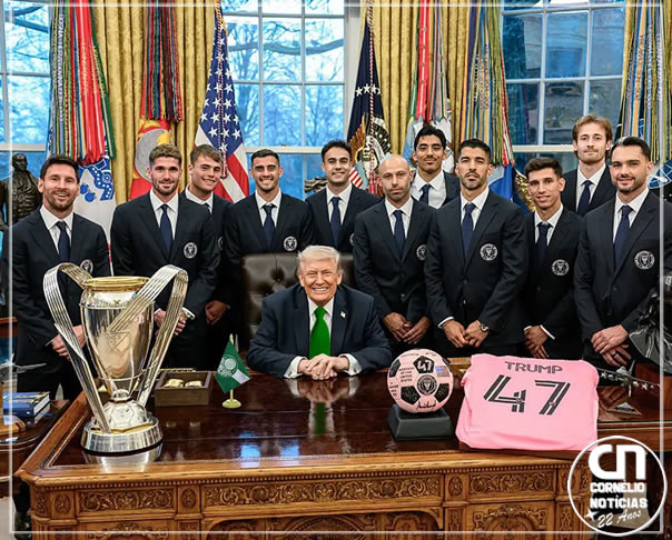 Em evento na Casa Branca, Trump elogia o Palmeiras