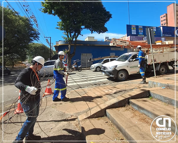 COPEL remove cabos em situação de risco em Cornélio Procópio
