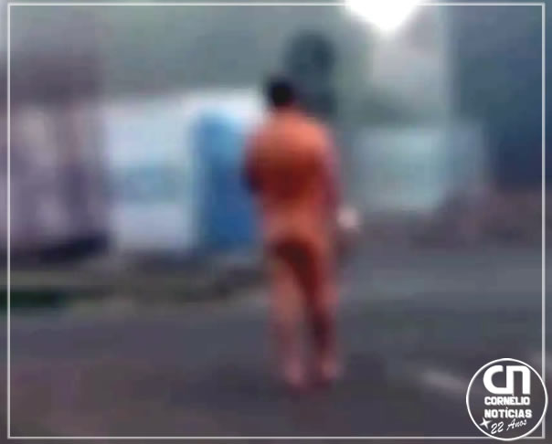 Homem é flagrado nu em rotatória movimentada no Paraná