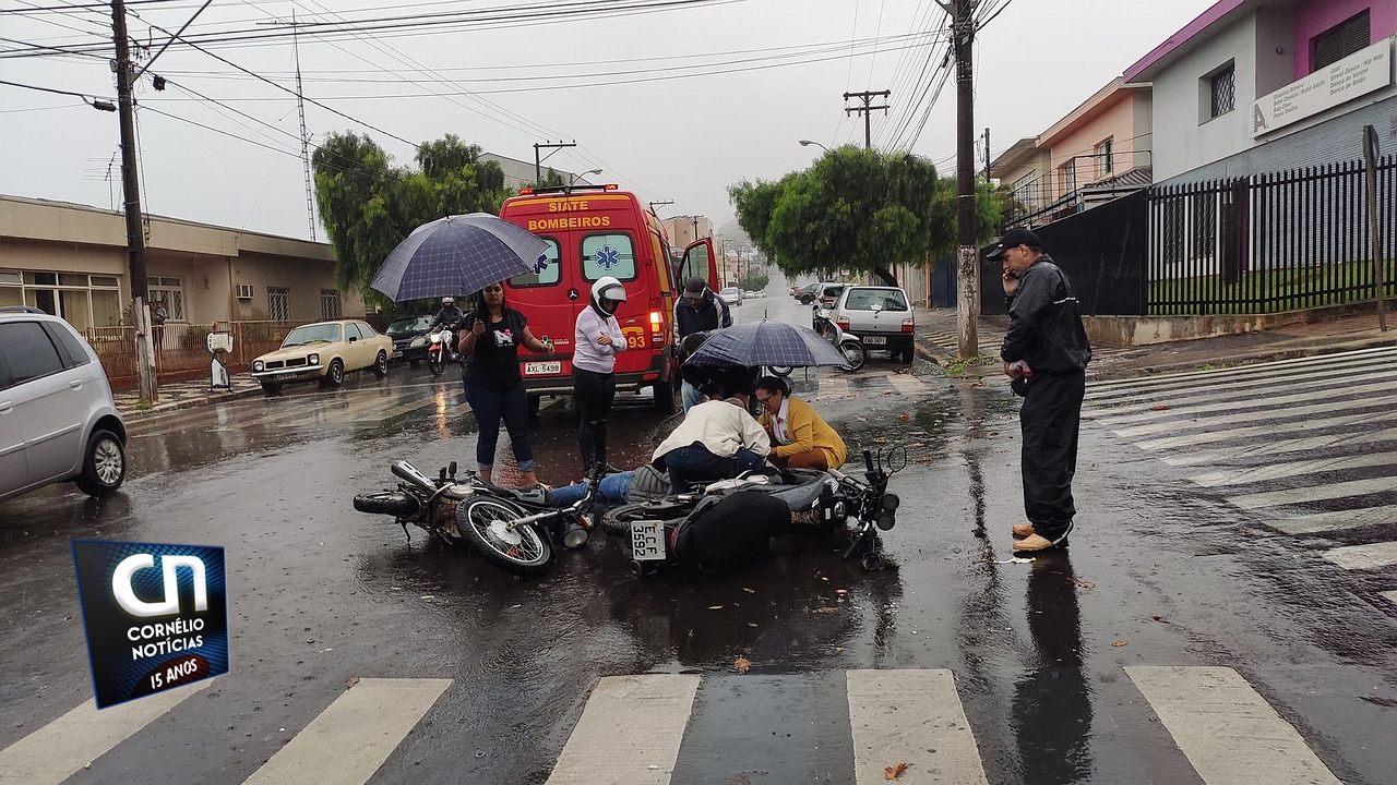 Equipes de socorro de Cornélio Procópio atendem acidentes como motos seguidos na área central