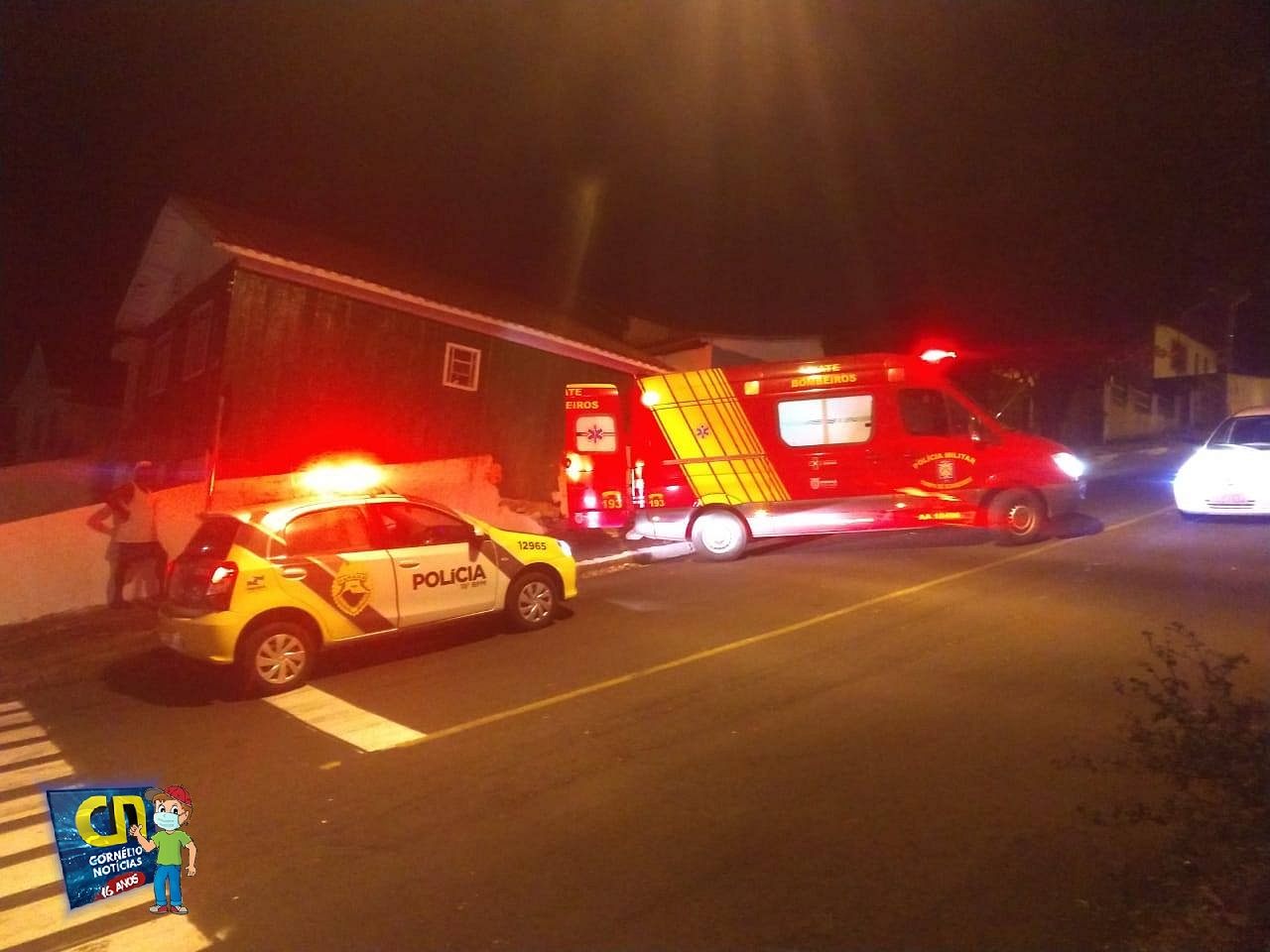 Em Cornélio Procópio, carro desgovernado desce ladeira da Rua Portugal com criança presa na cadeira de segurança